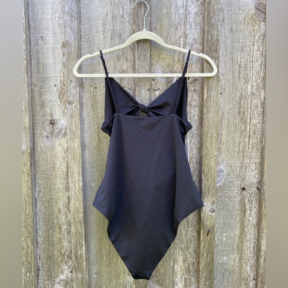 ARITZIA WILFRED NWTs noe bodysuit black size large tie-front cut out design - Picture 10 of 11